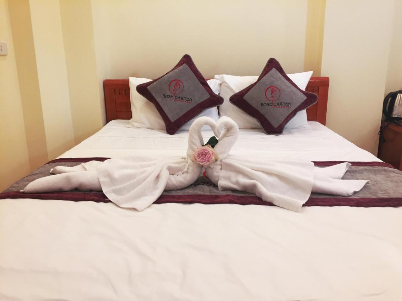 Rose Garden Homestay Ниньбинь Экстерьер фото
